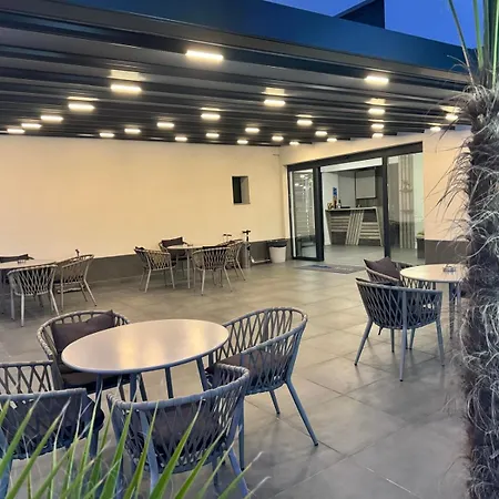 Aparthotel Radina Family
