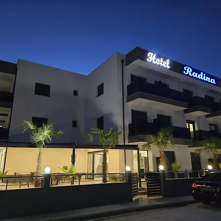 Aparthotel Radina Family *
